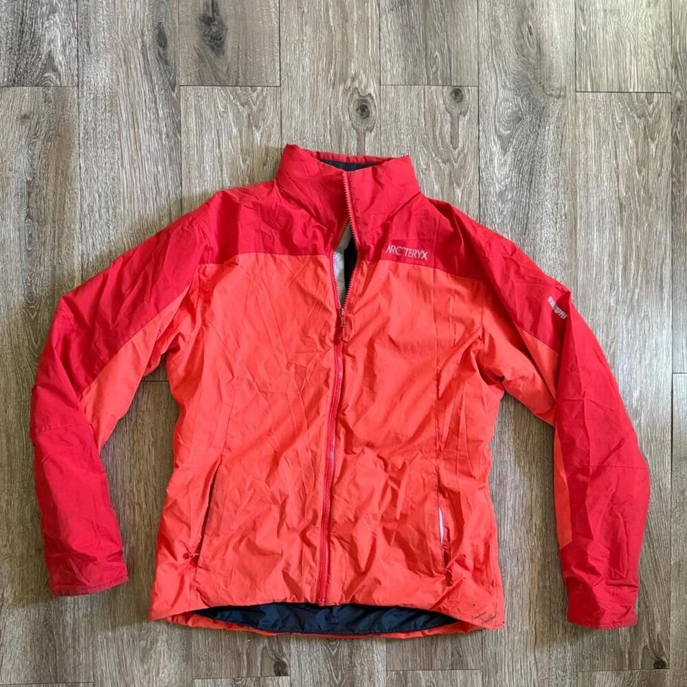 Arc-teryx Women's Red and Orange Coat